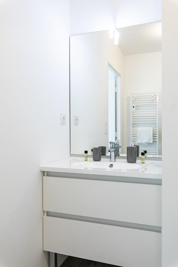 L'Ecume - Studio Moderne Avec Grand Balcon Et Place De Parking Apartment Dinard Exterior photo